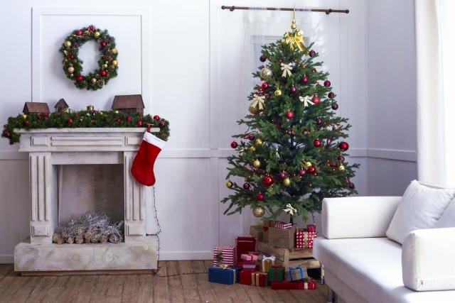 クリスマスプレゼントはどこに置くのがいい？年齢と状況による配置案