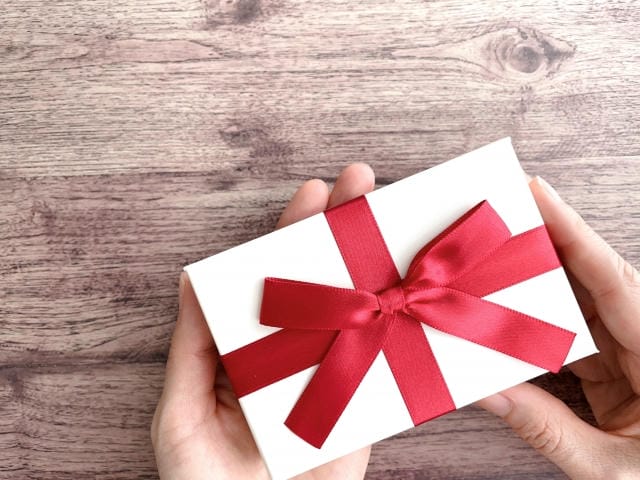 クリスマスが平日の場合プレゼントはいつ渡すべき？時間帯や注意点