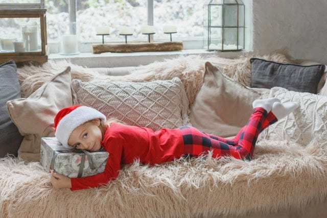 クリスマスプレゼントにがっかりした子供への対応と未然に防ぐ対策