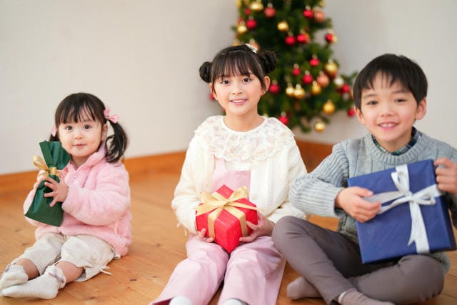 クリスマスプレゼント交換の具体的なやり方は？進行方法や交換手法