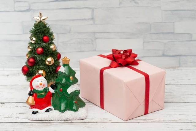 クリスマスプレゼントあげたのにくれない！相手別の心理状況と対応策